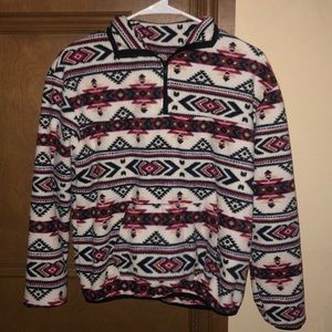 Patterned pullover !
